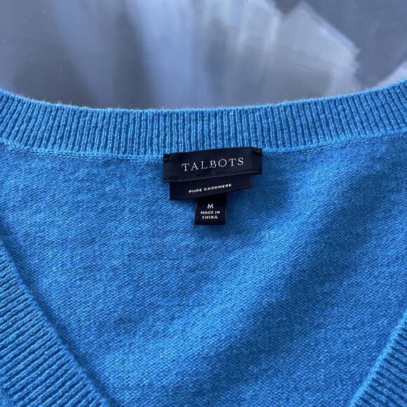 Talbots Sweater Women's M Blue Pure Cashmere V-neck Minimalist Layering Classic - Picture 4 of 9